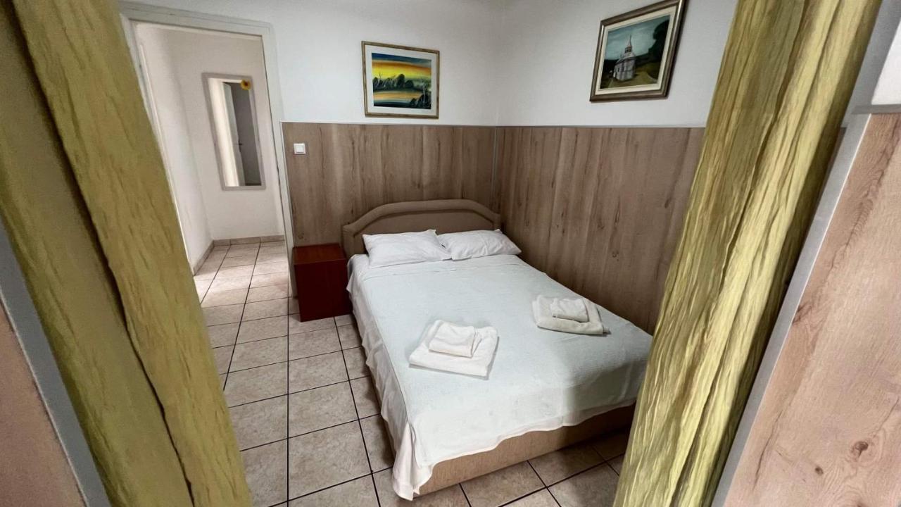 Villa Angelina Kumbor Exteriör bild